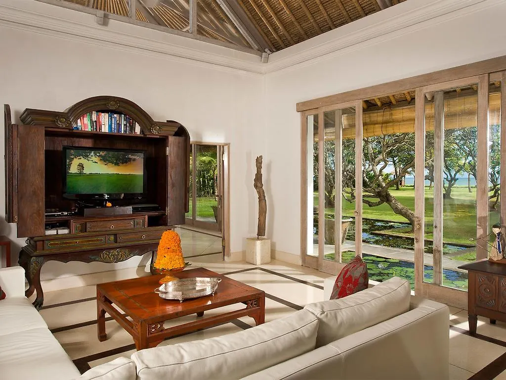 Villa Atas Ombak Seminyak