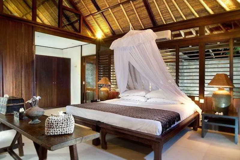Villa Atas Ombak Seminyak Endonezya